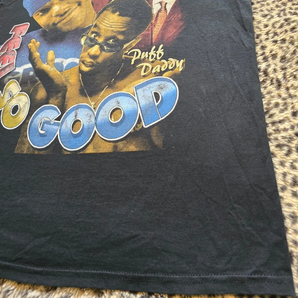 Vintage 1990s Mase x Puff Daddy Harlem World Feel So Good Faded Black Rap Tee